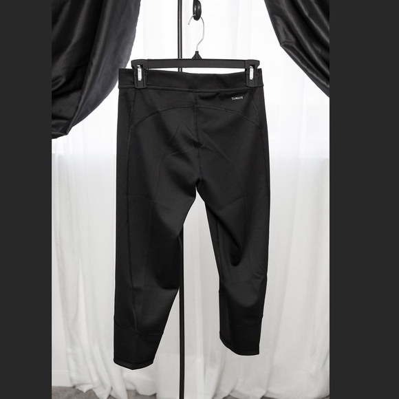 ADIDAS / WOMEN'S BLACK CAPRI SIZE M - Picture 4 of 7